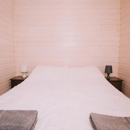 Family Resort, Houses, Bobolin