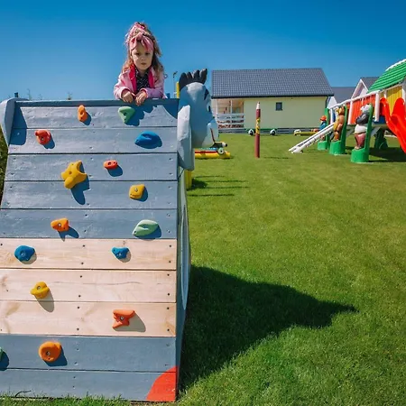 別荘 Family Resort, Houses,